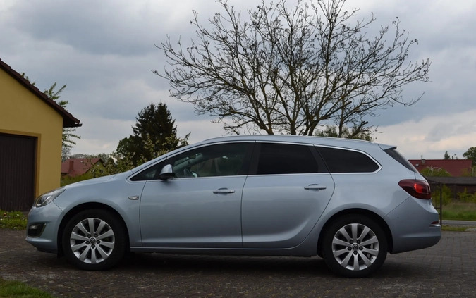 Opel Astra cena 25600 przebieg: 226000, rok produkcji 2014 z Iłowa małe 407